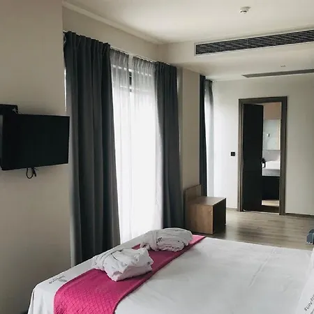 Superior One Boutique 4*