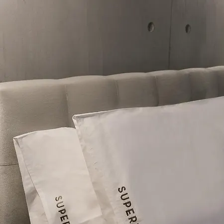 酒店 Superior One Boutique 4*