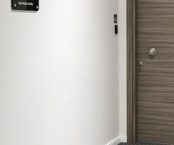 Hotel Superior One Boutique 4*