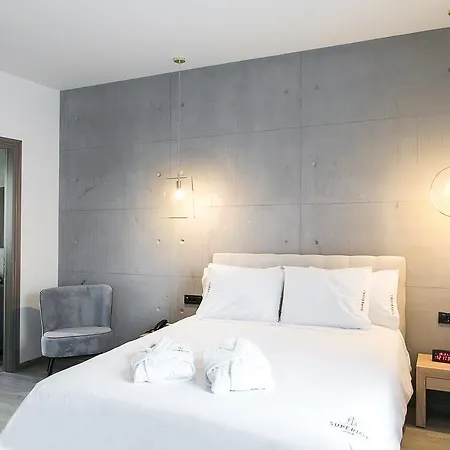 Hotel Superior One Boutique 4*