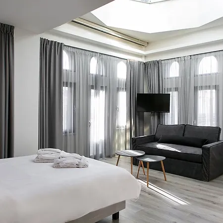 Superior One Boutique 4* Saloniki